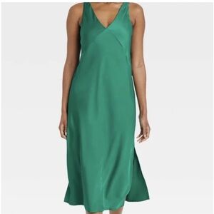 a new day Emerald Sleeveless Midi Dress